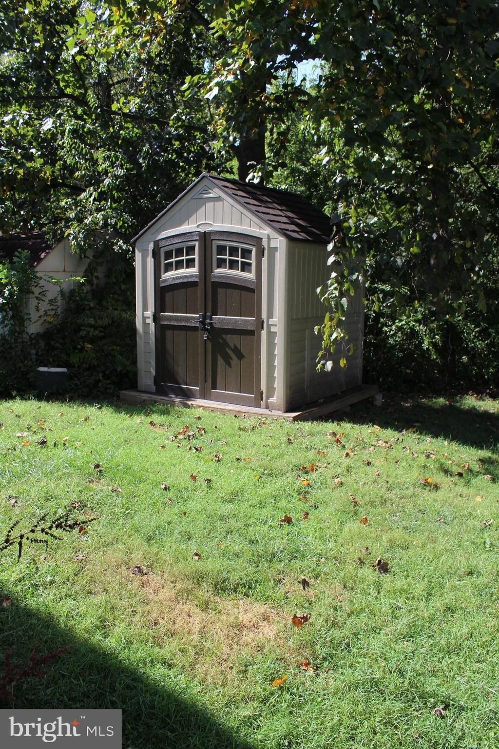 Photo of 426 Harmon Road #2 FLR, PHILADELPHIA, PA 19128 (MLS # PAPH2603112)