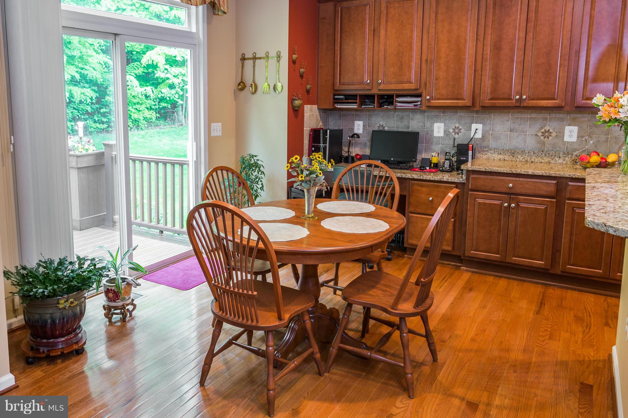 COLES RUN/PARKWAY WEST - Residential