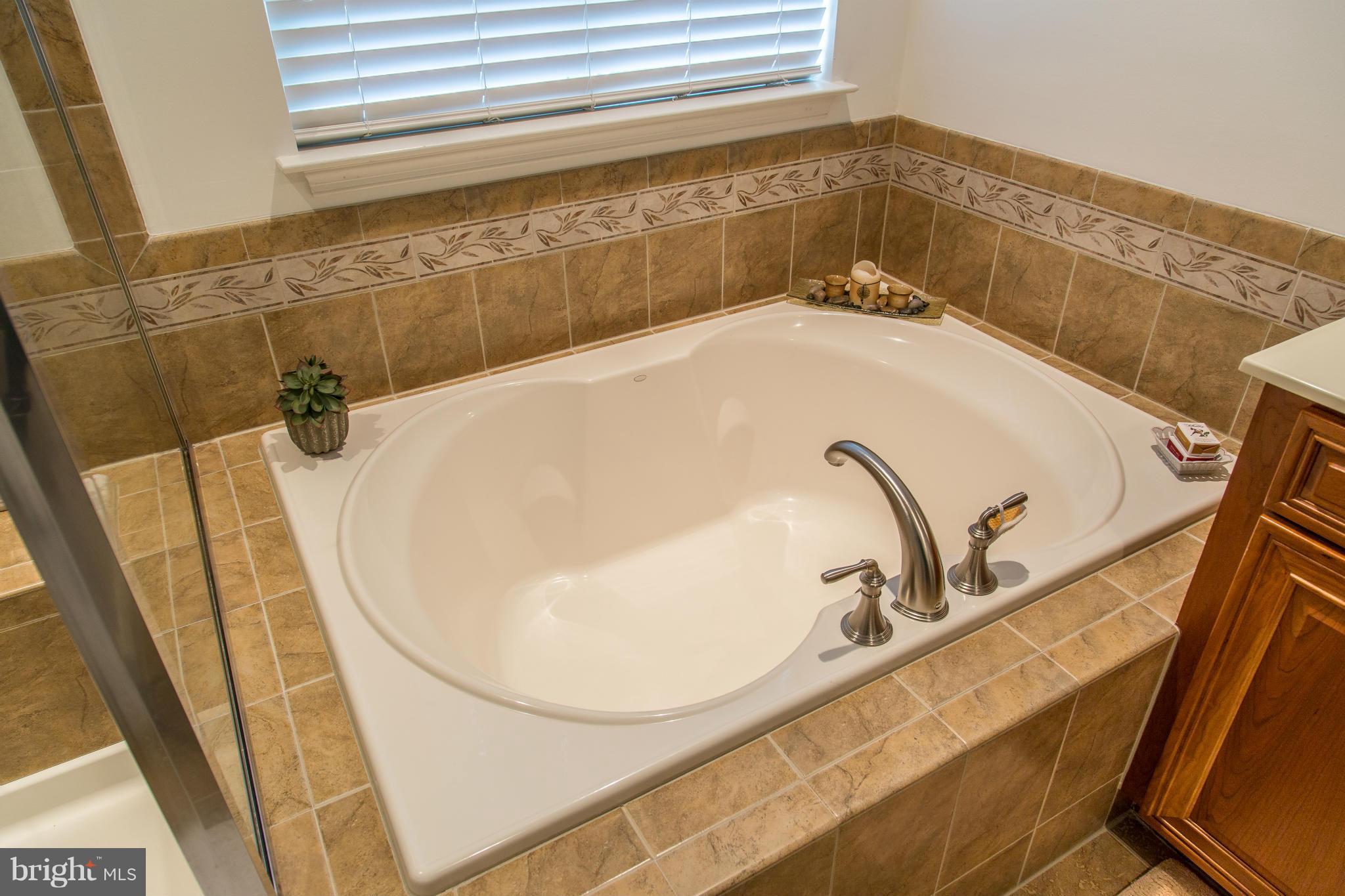 COLES RUN/PARKWAY WEST - Residential