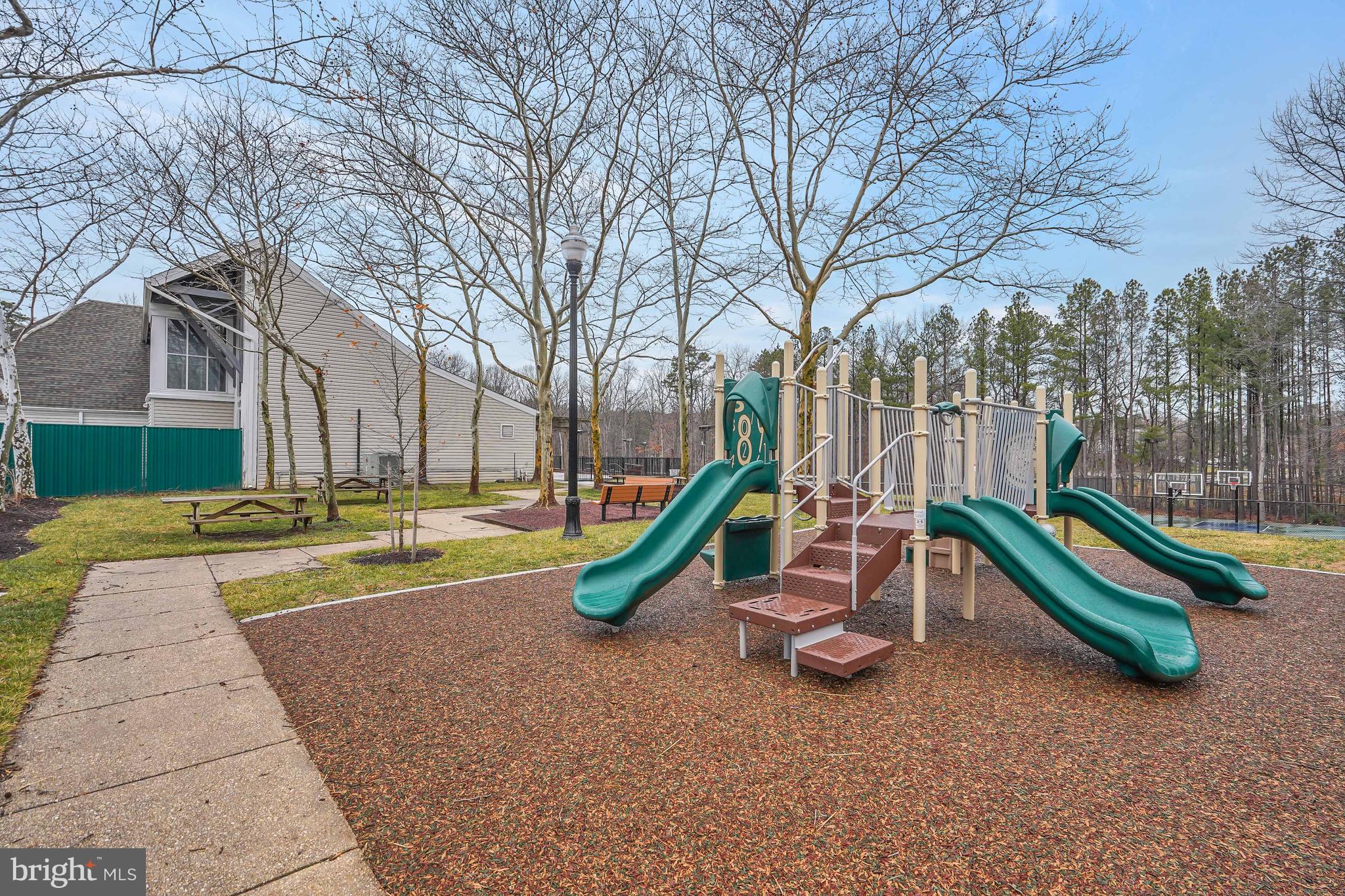 RUSSETT - Residential