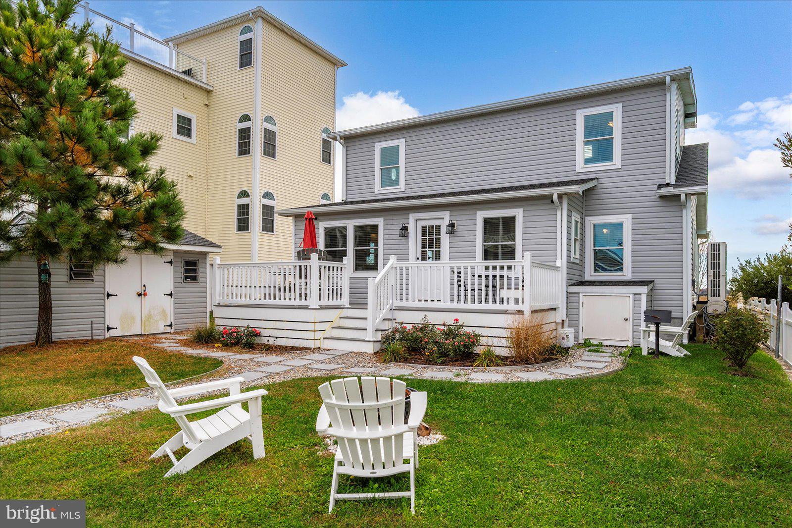 SNUG HARBOR - Residential