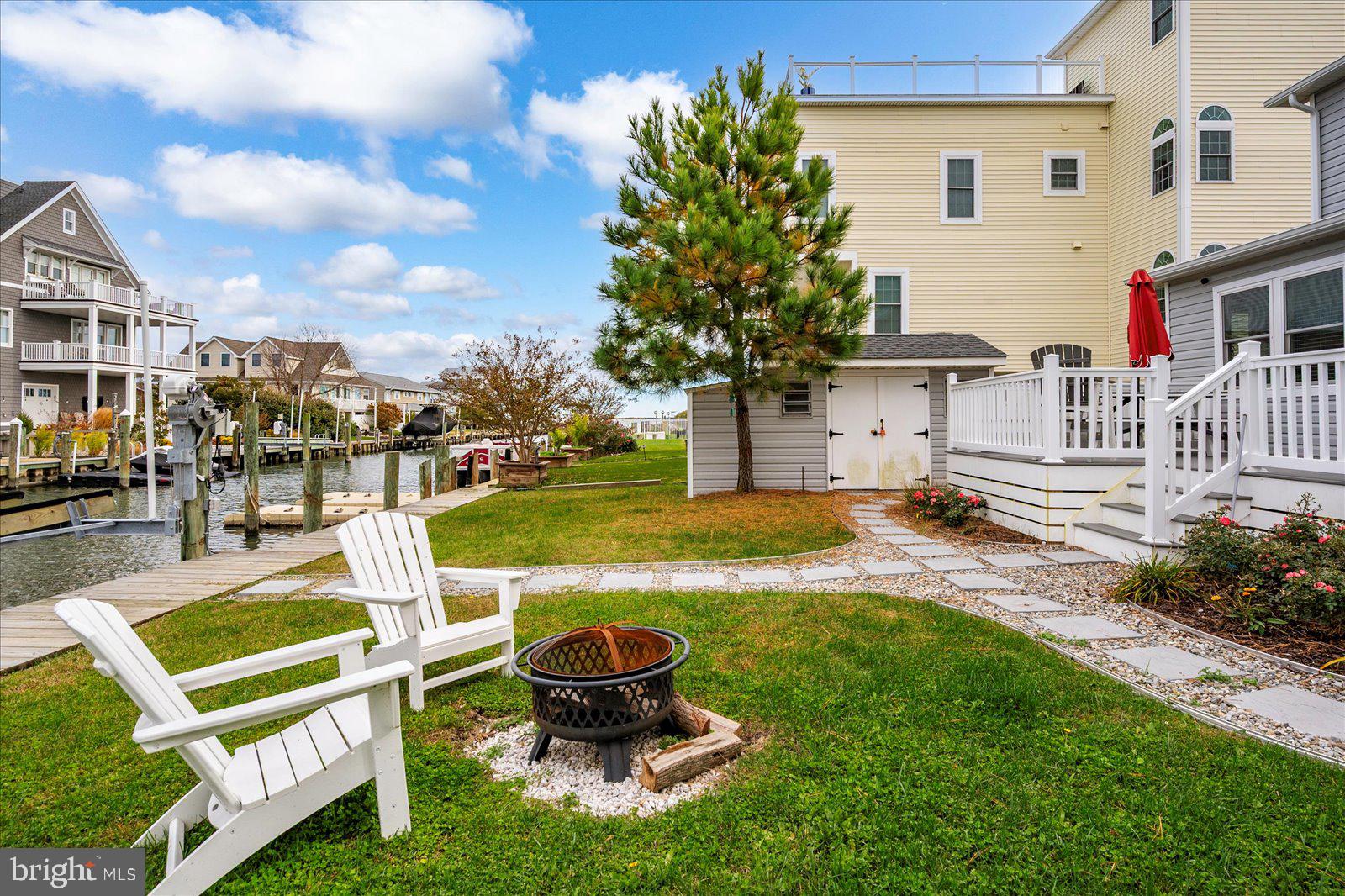 SNUG HARBOR - Residential