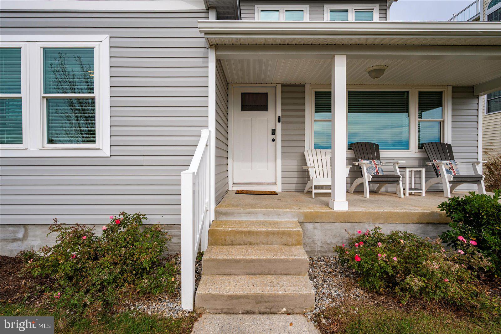 SNUG HARBOR - Residential