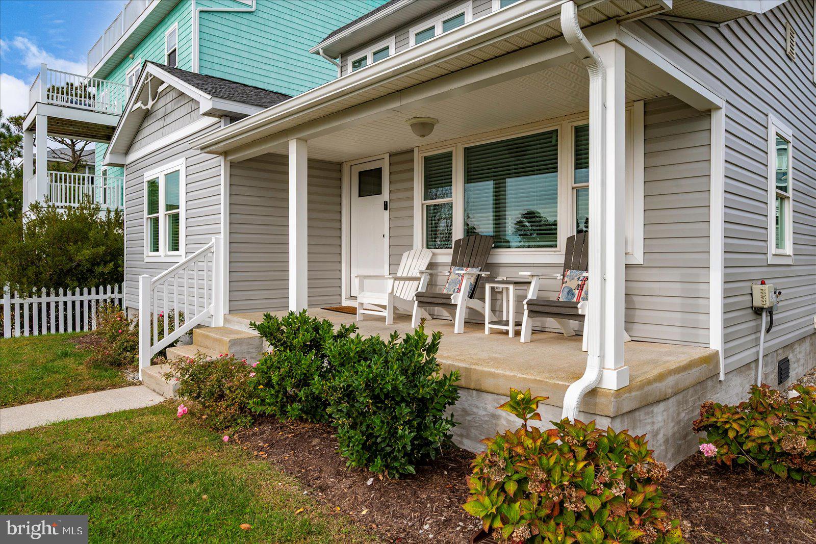 SNUG HARBOR - Residential