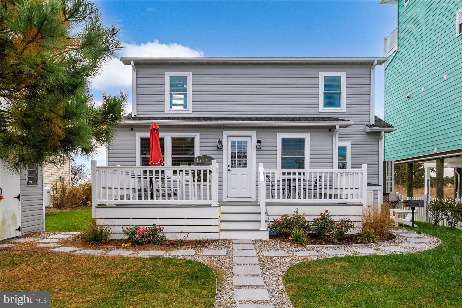 SNUG HARBOR - Residential