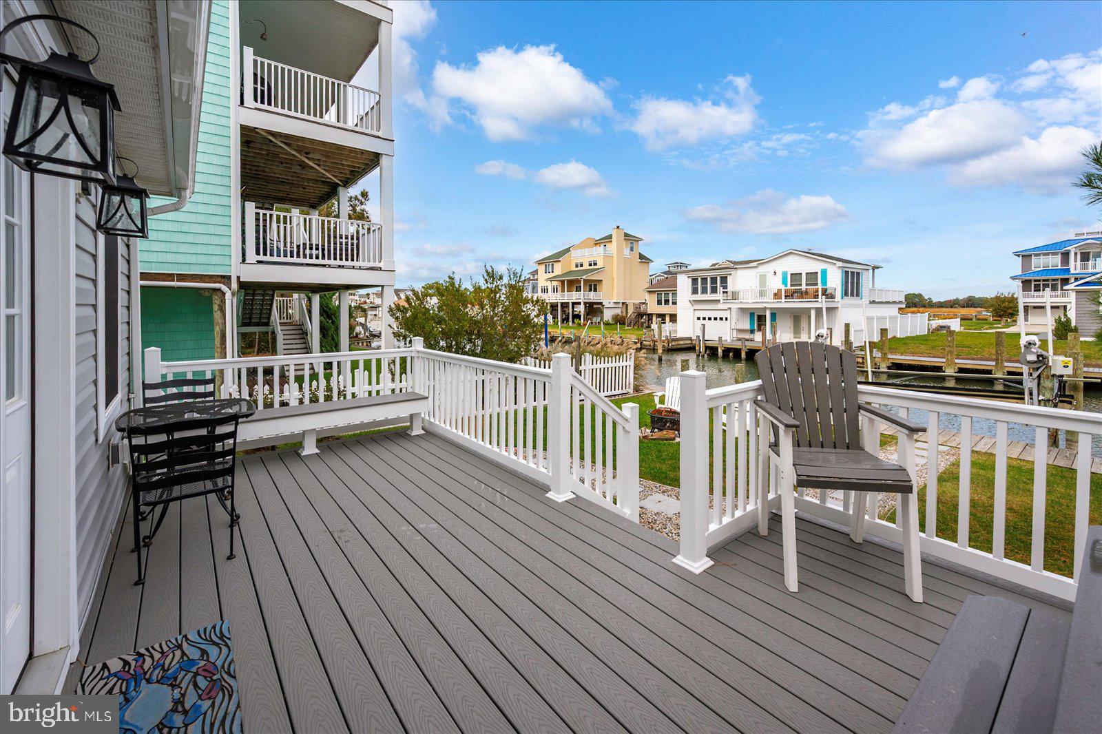 SNUG HARBOR - Residential