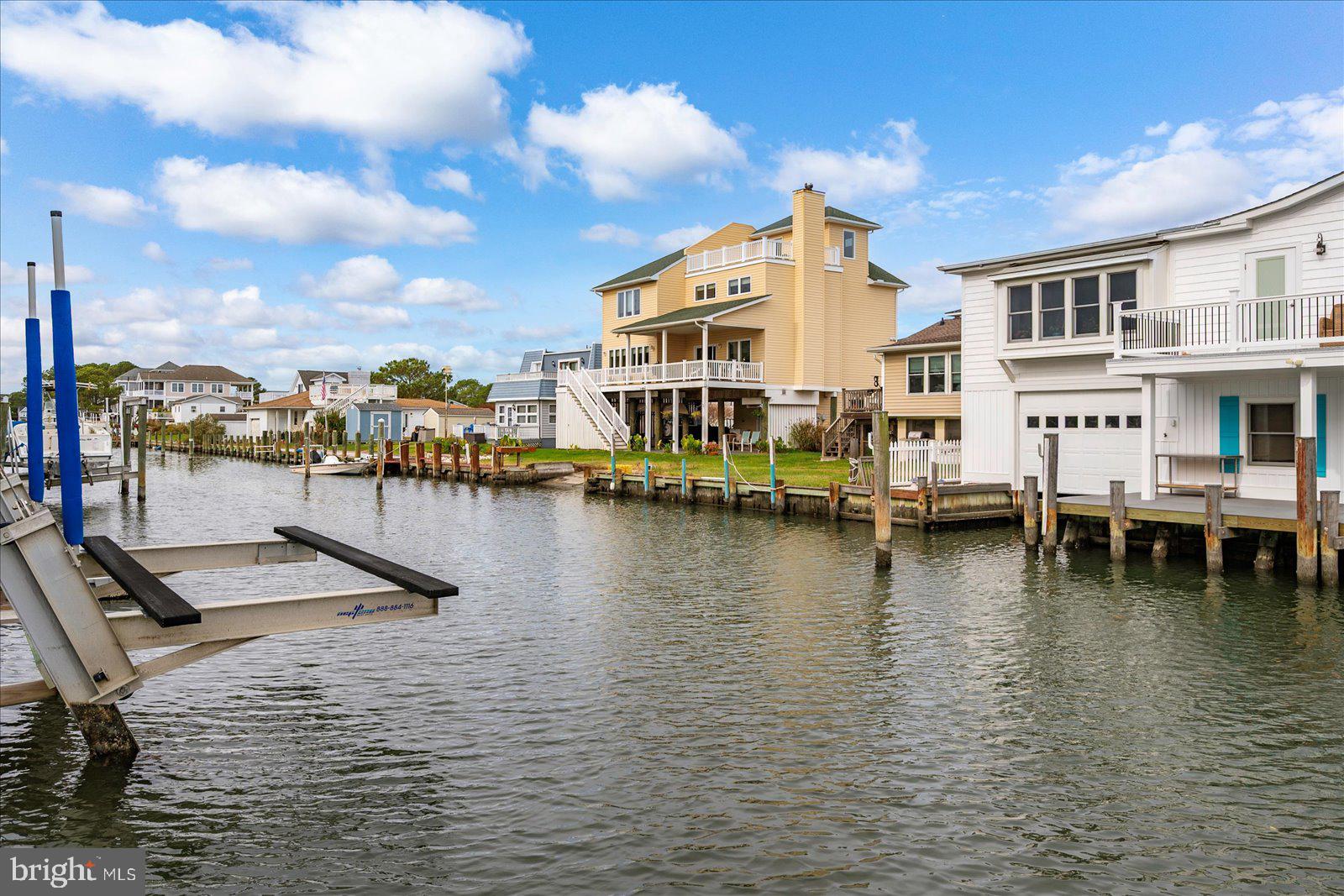 SNUG HARBOR - Residential