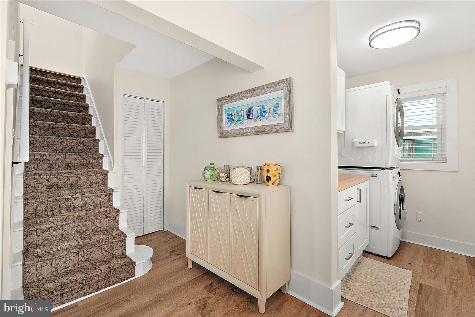 SNUG HARBOR - Residential