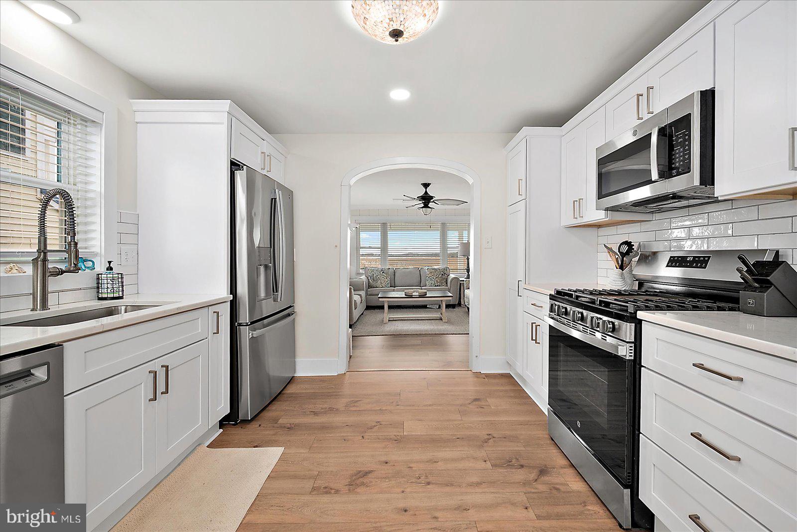 SNUG HARBOR - Residential