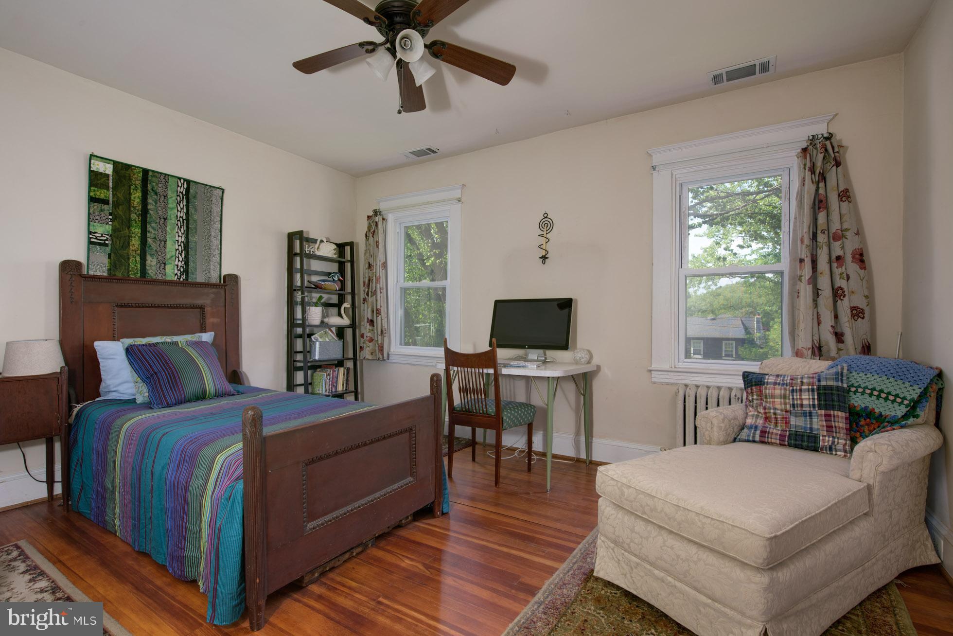 RADNOR WINSTON - Residential