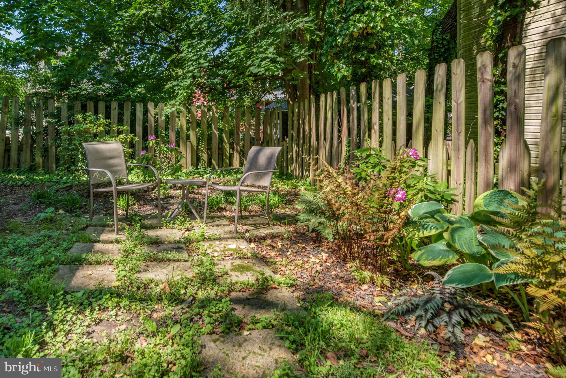 RADNOR WINSTON - Residential