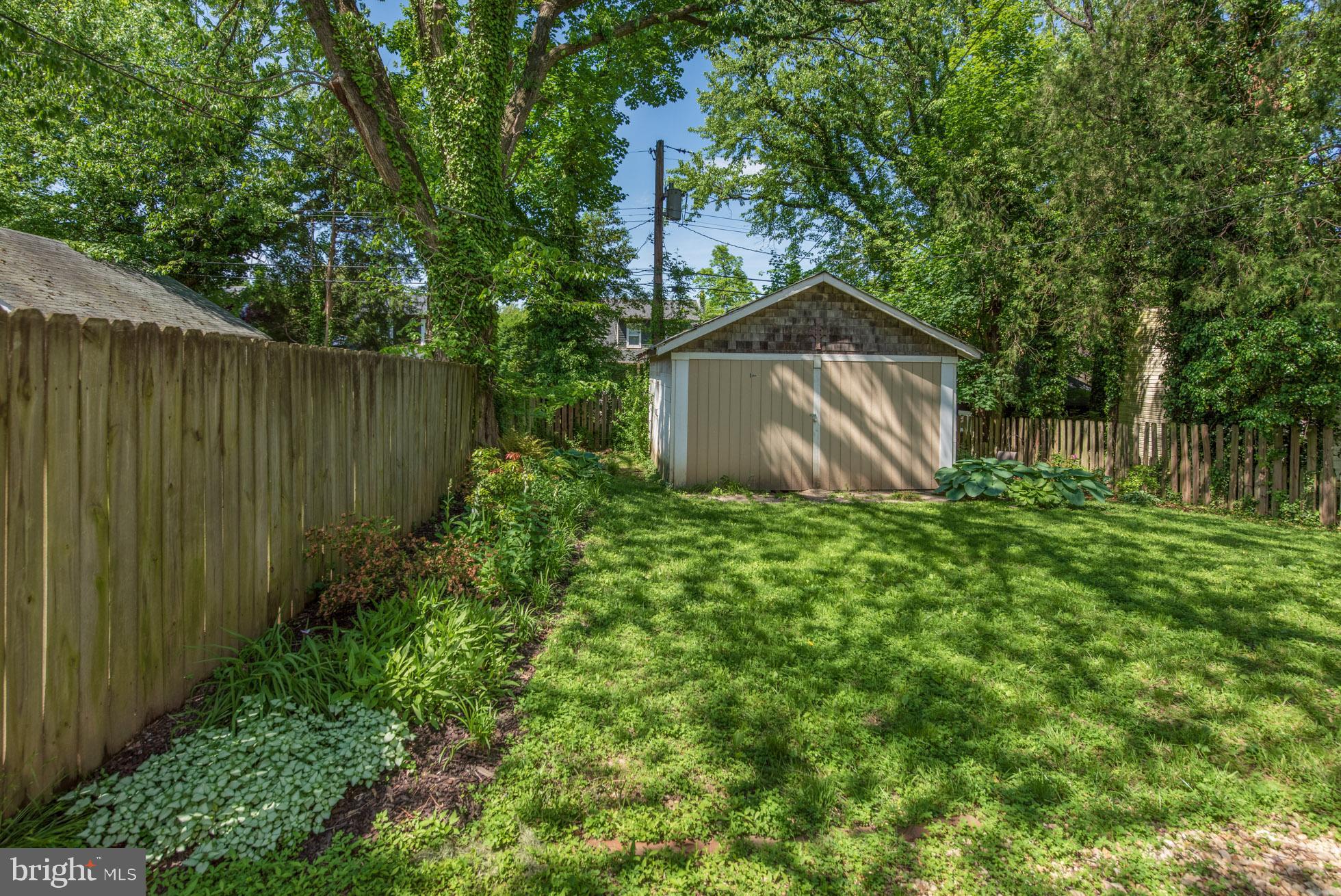 RADNOR WINSTON - Residential