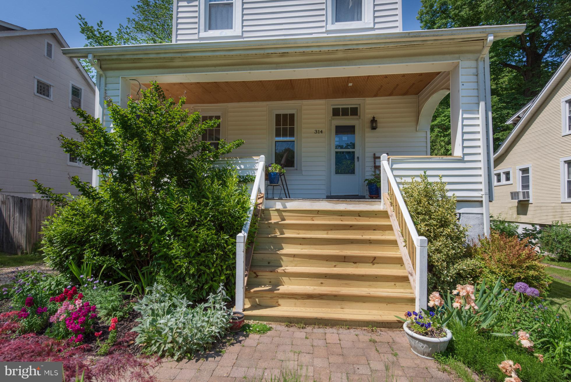 RADNOR WINSTON - Residential