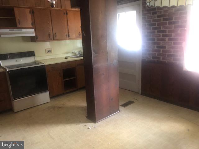 LITTLE FLOWER - Residential