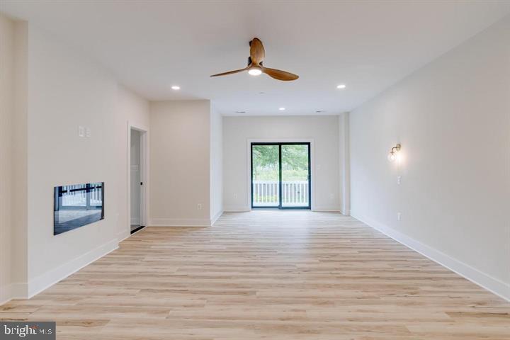 2513 PORT LANE