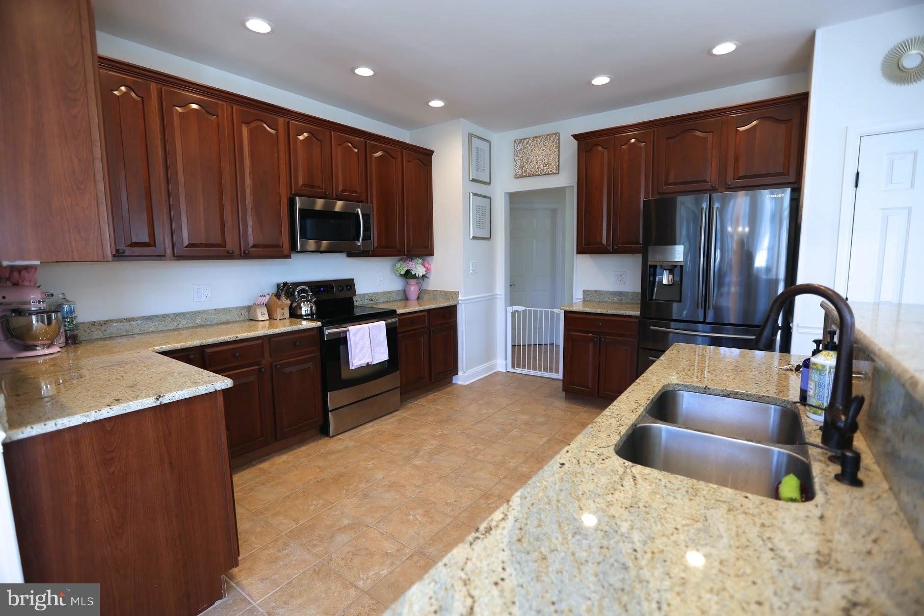 CYPRESS LANDING - Residential