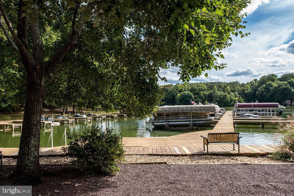 WYNDEMERE - Residential