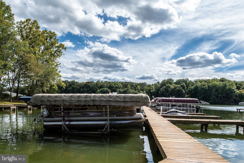 WYNDEMERE - Residential