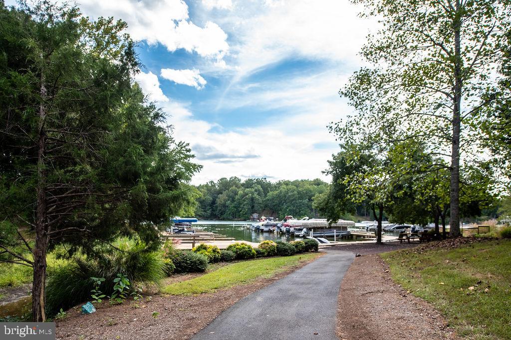 WYNDEMERE - Residential