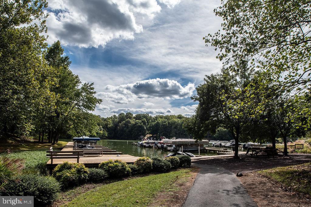 WYNDEMERE - Residential