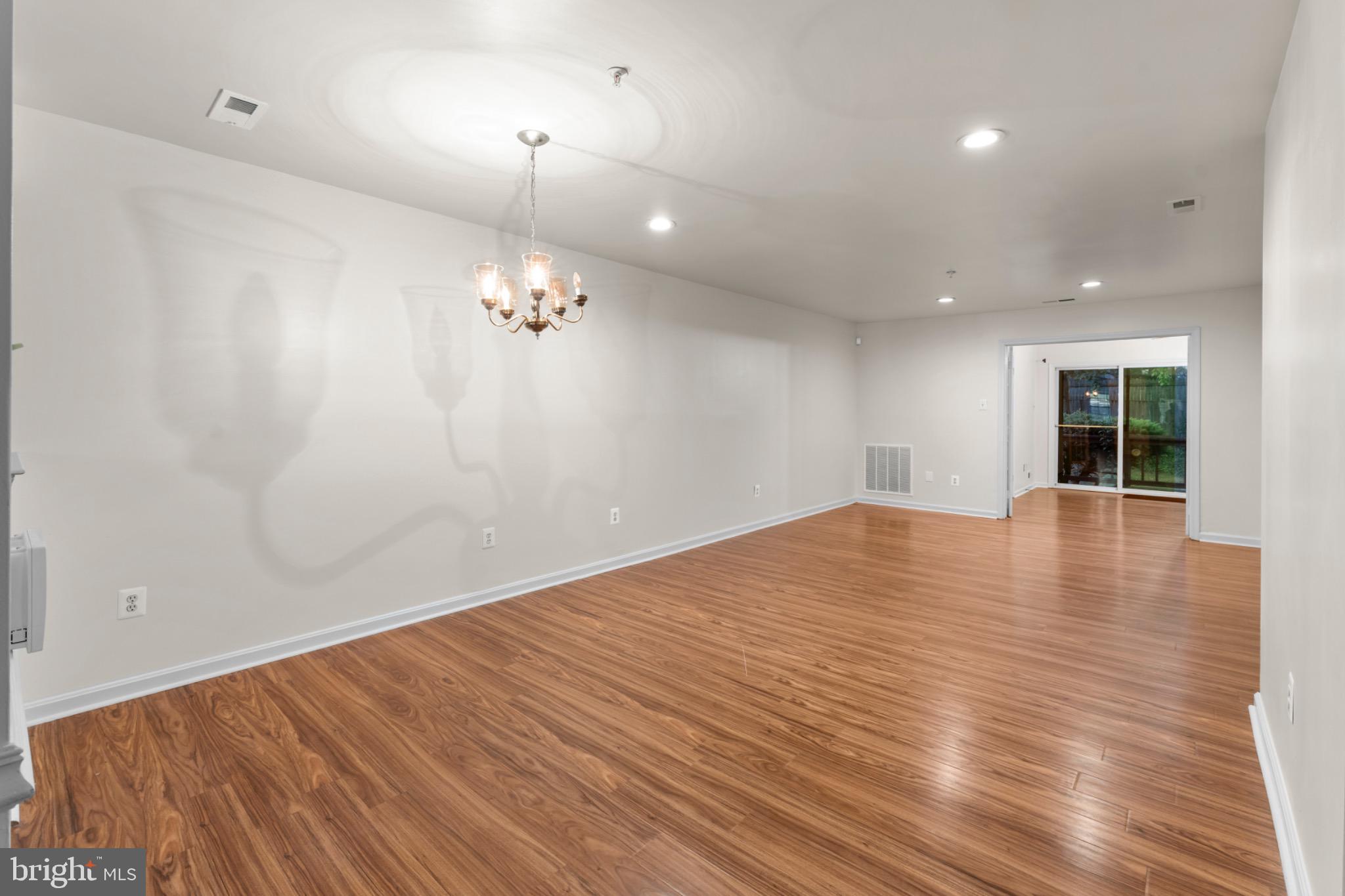 CHERRY VIEW PARK - Residential