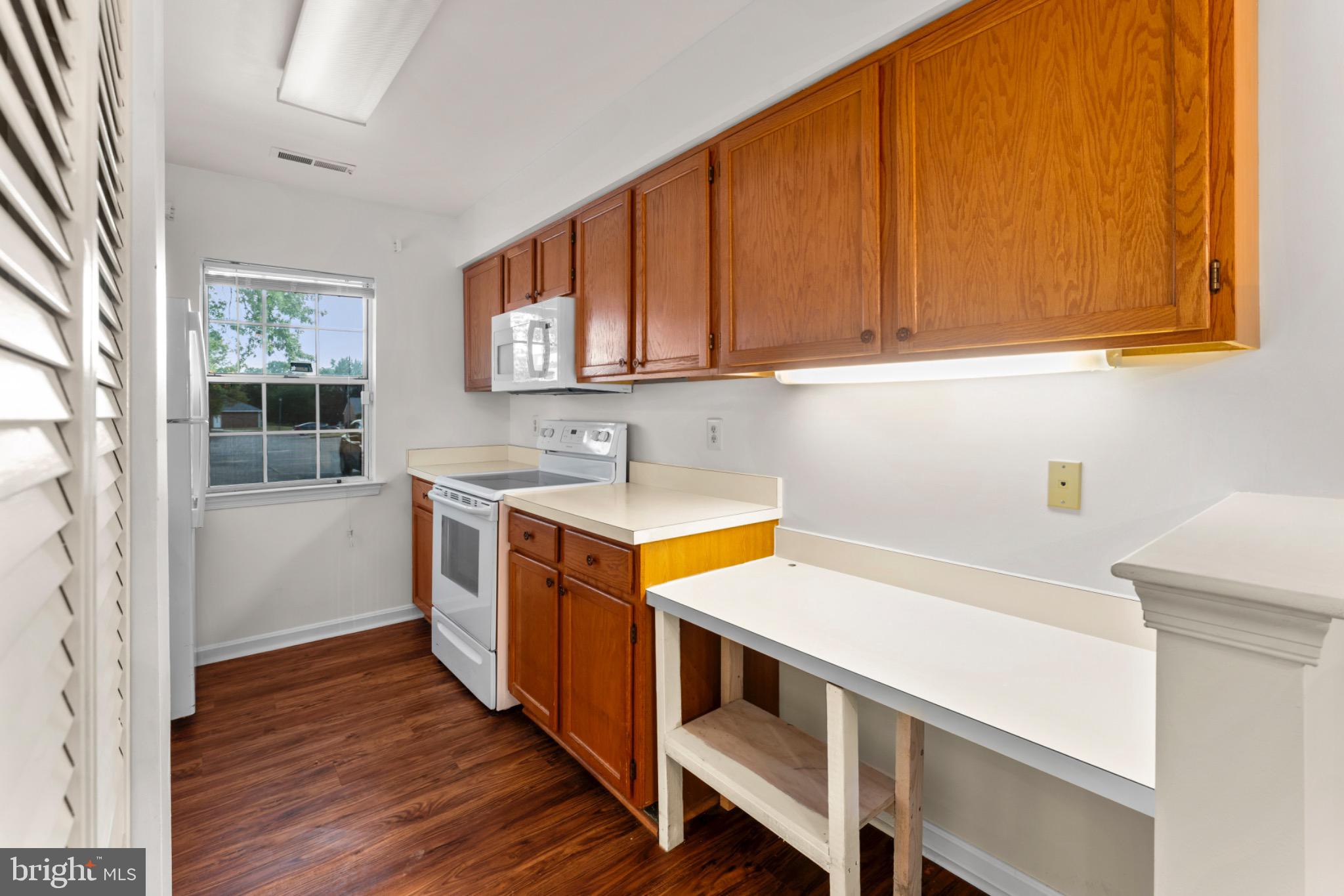 CHERRY VIEW PARK - Residential