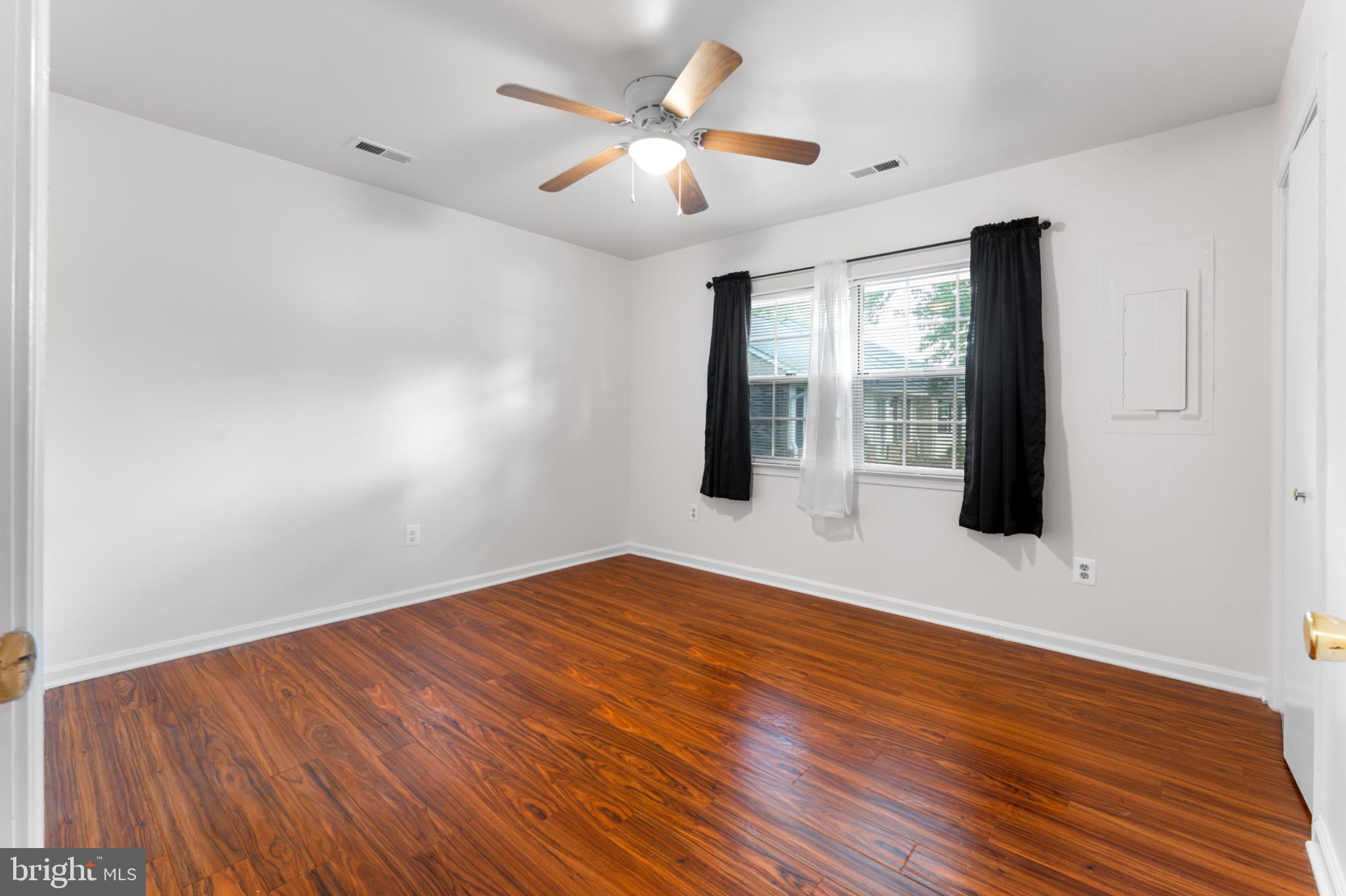 CHERRY VIEW PARK - Residential