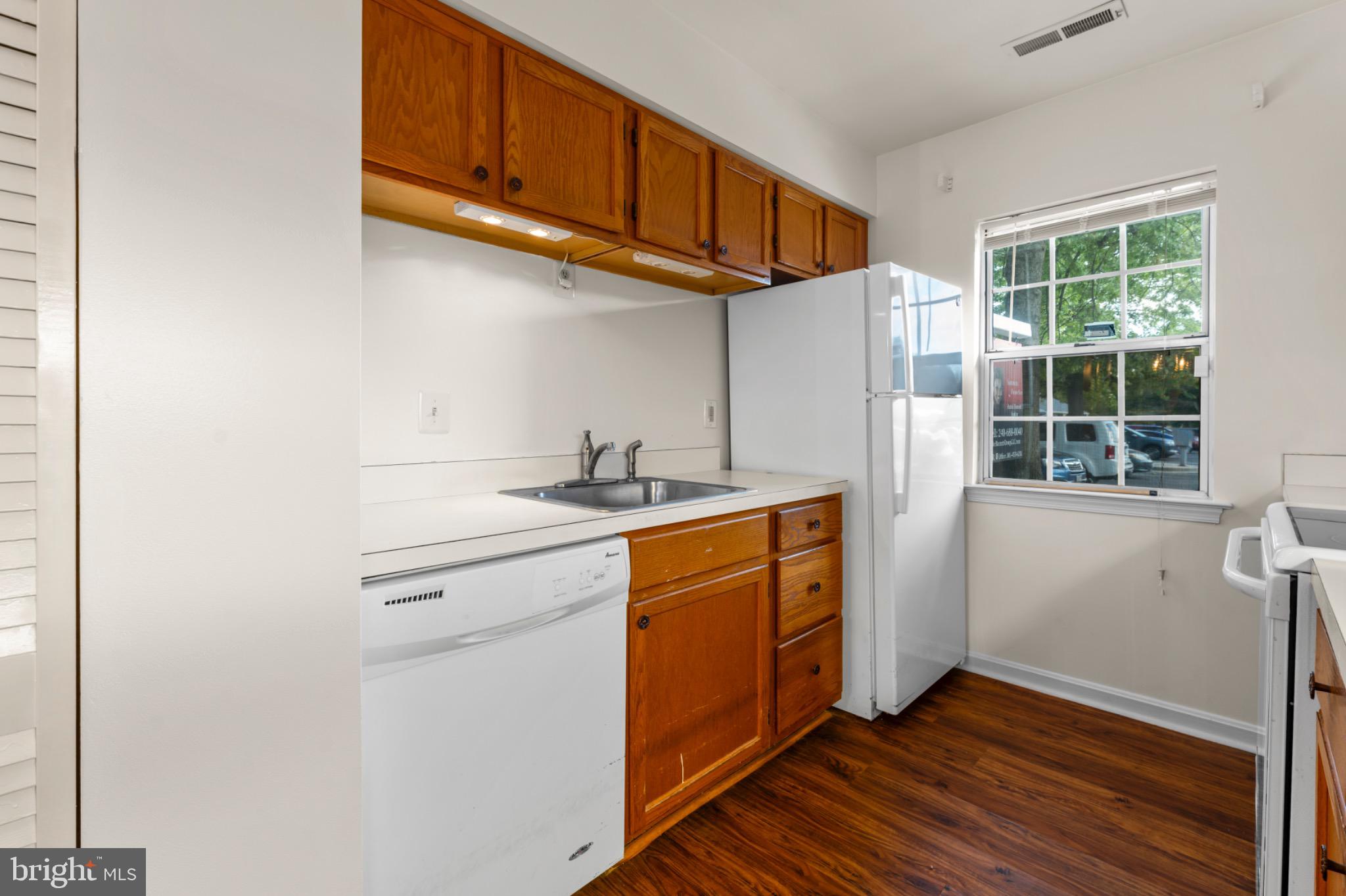 CHERRY VIEW PARK - Residential