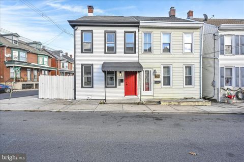 498 N 6TH STREET LEBANON PA 17046