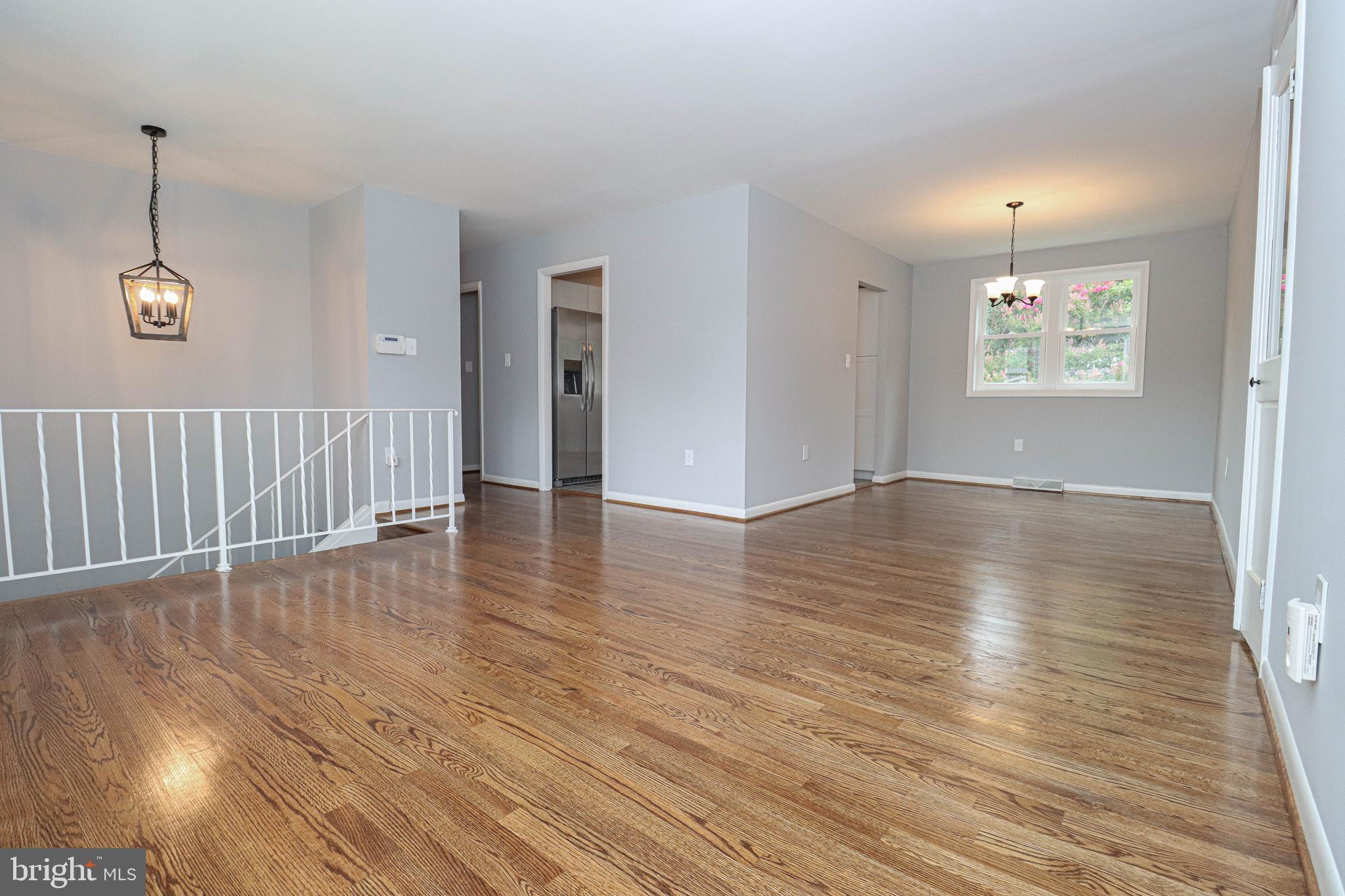 LAUREL RIDGE - Residential