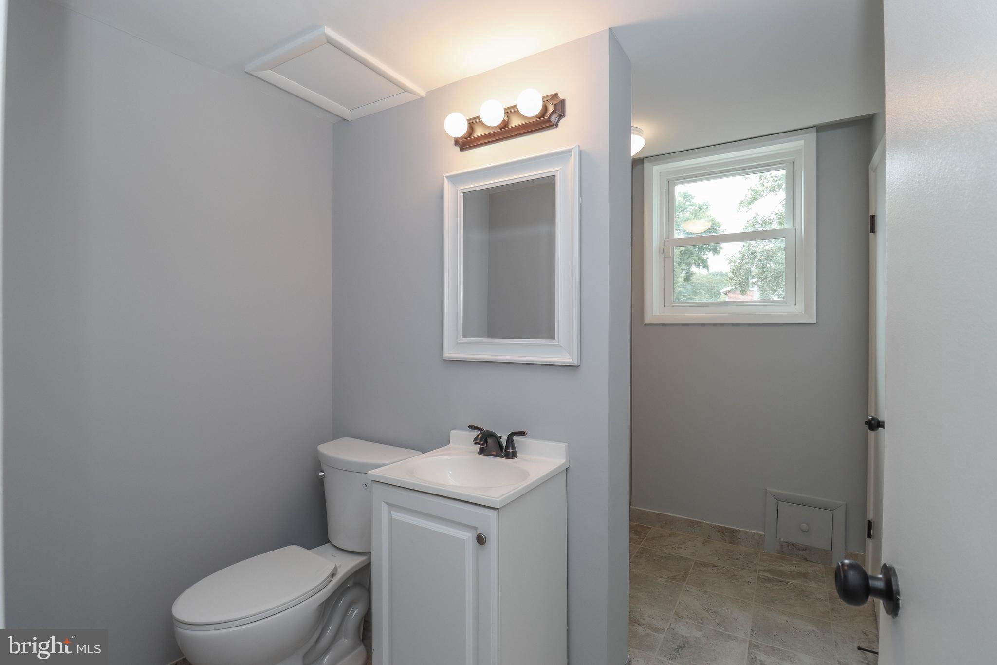 LAUREL RIDGE - Residential