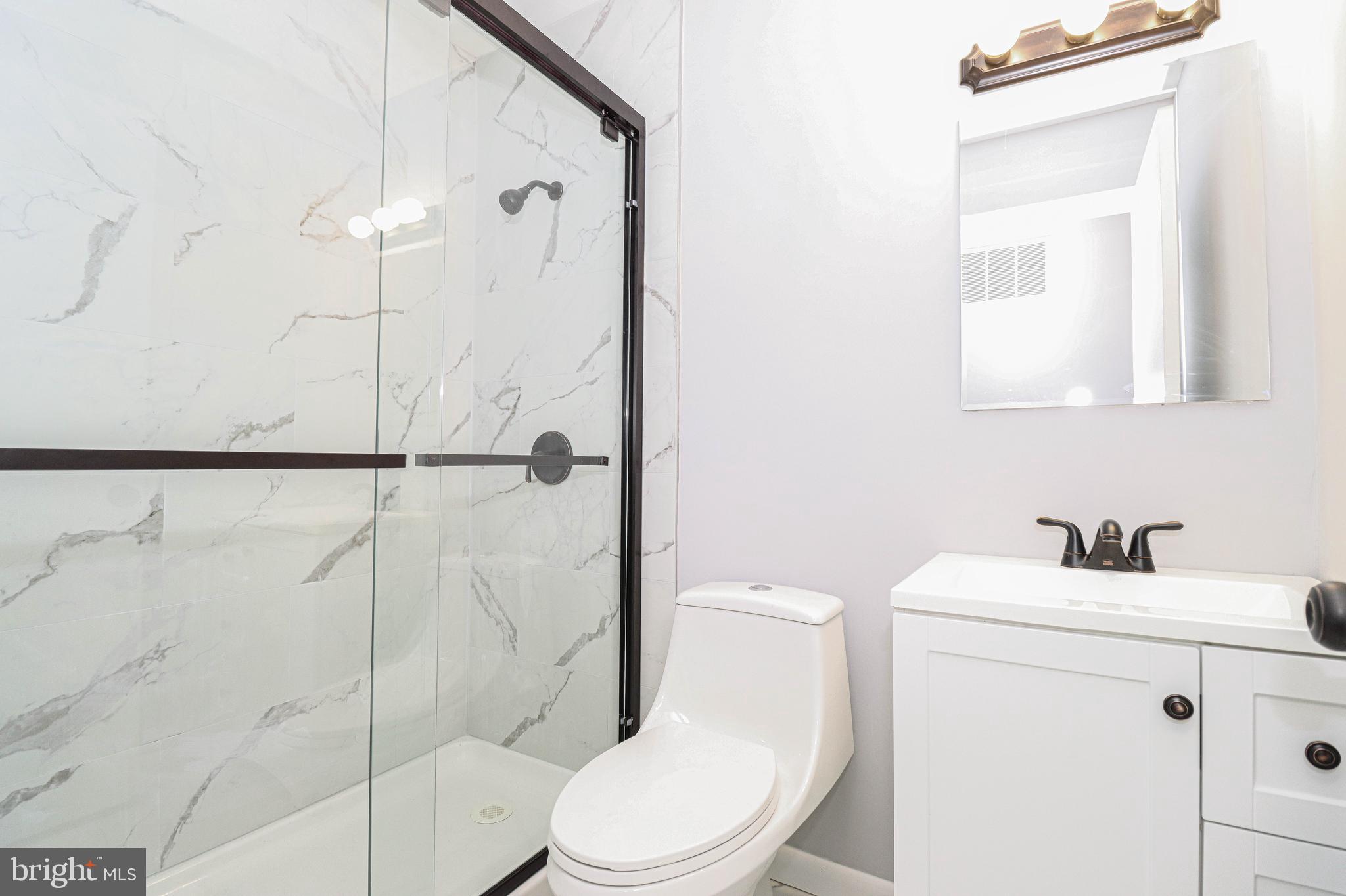 LAUREL RIDGE - Residential