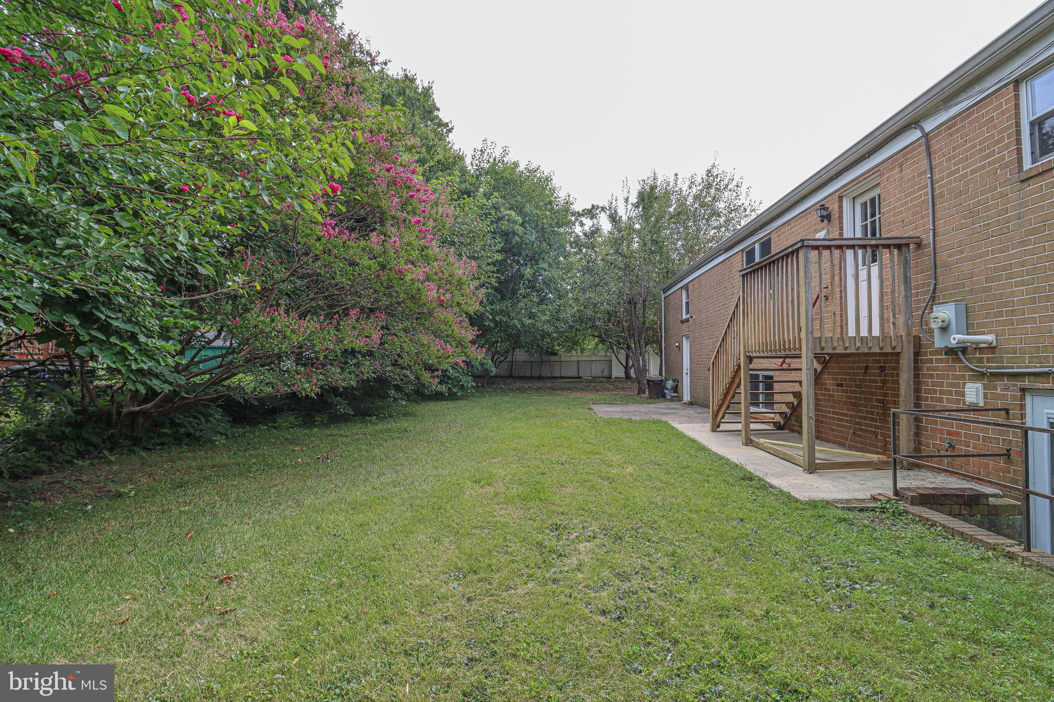 LAUREL RIDGE - Residential