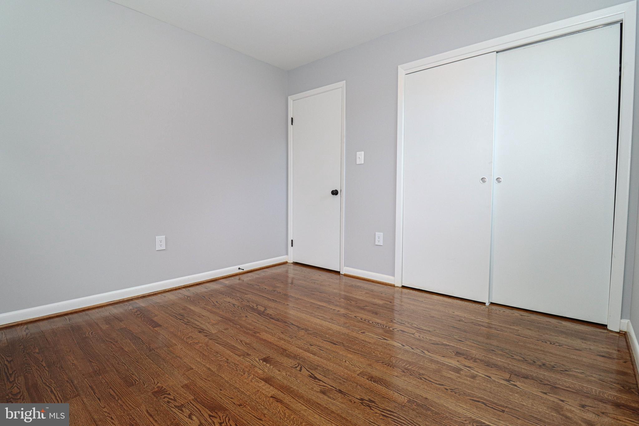 LAUREL RIDGE - Residential