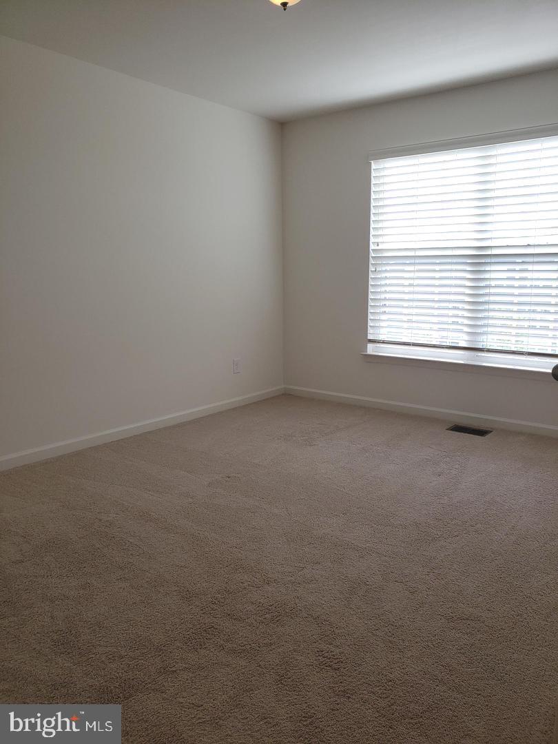 RESIDENCES AT CHERRY HILL - Residential Lease