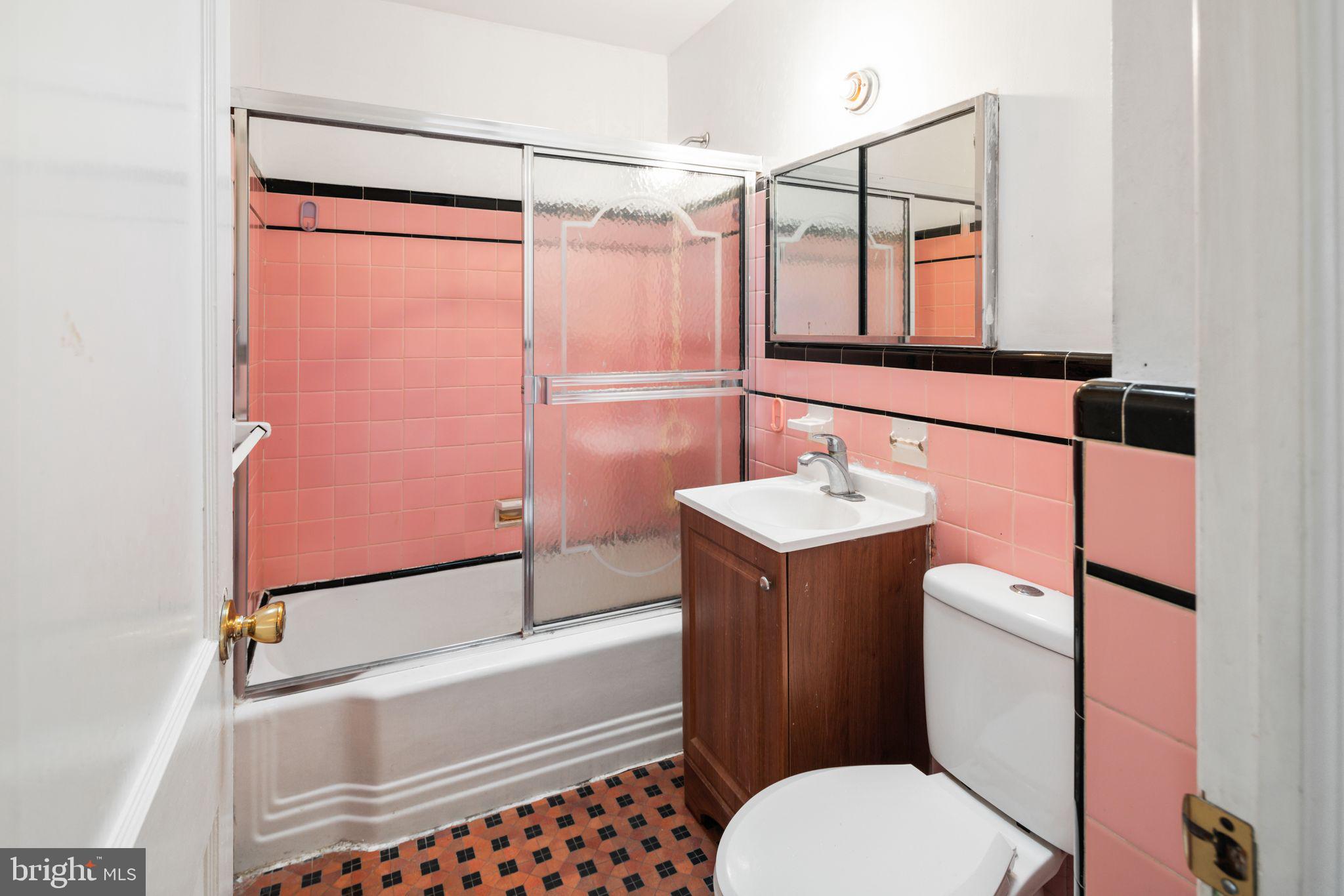 LAWNDALE - Residential