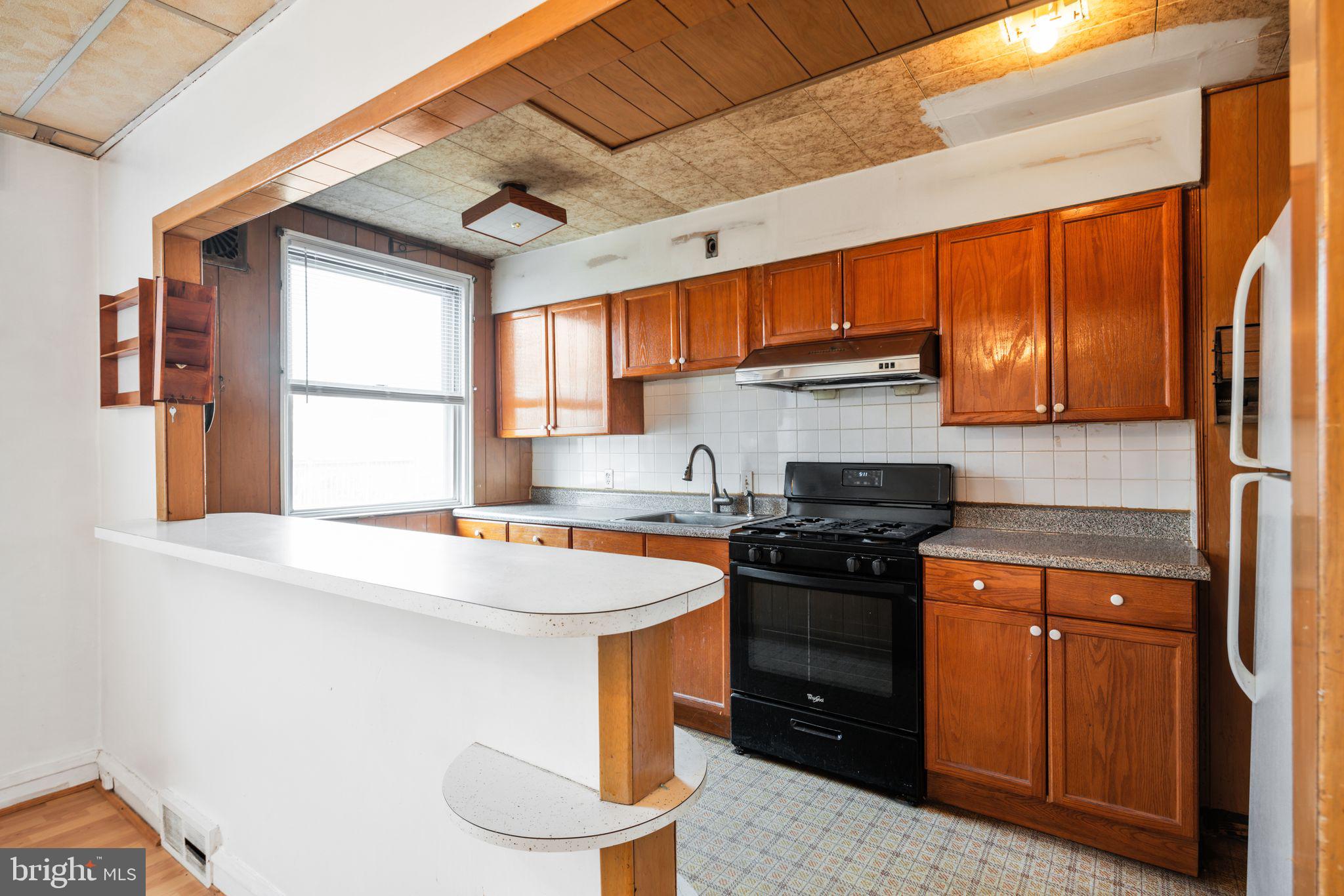 LAWNDALE - Residential