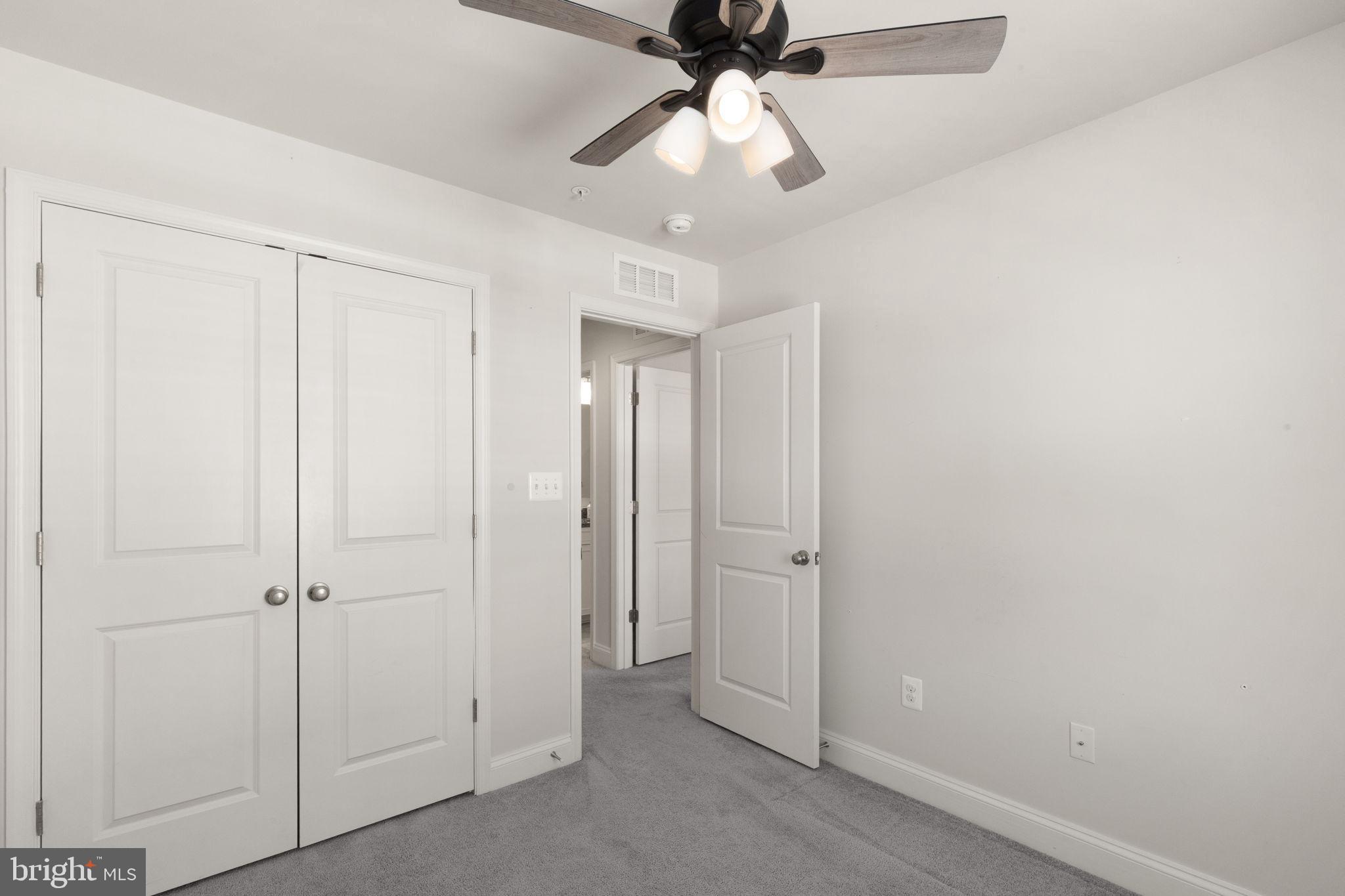 STRAWBRIDGE COMMONS - Residential