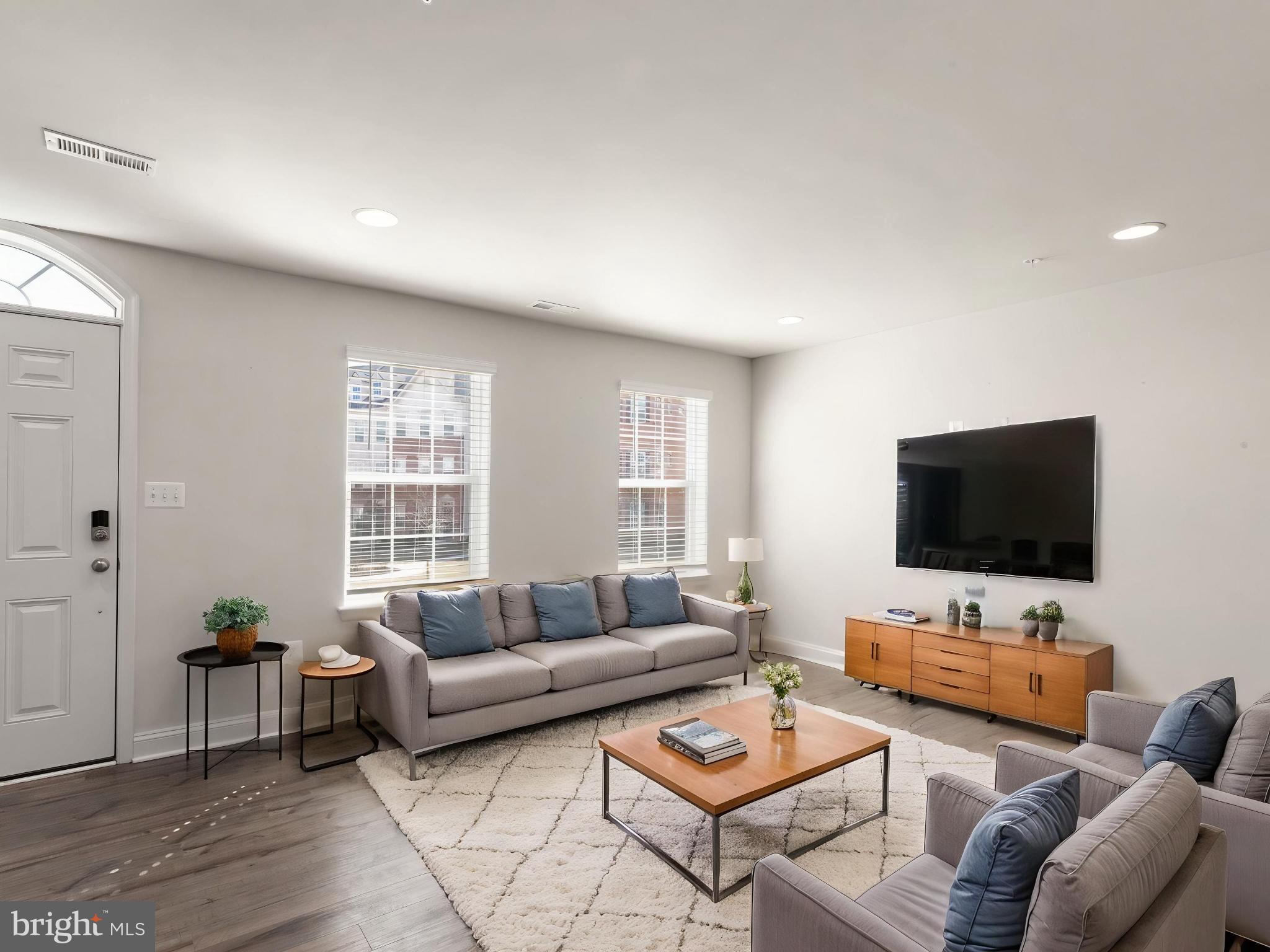 5006 JOHN BUCK AVENUE