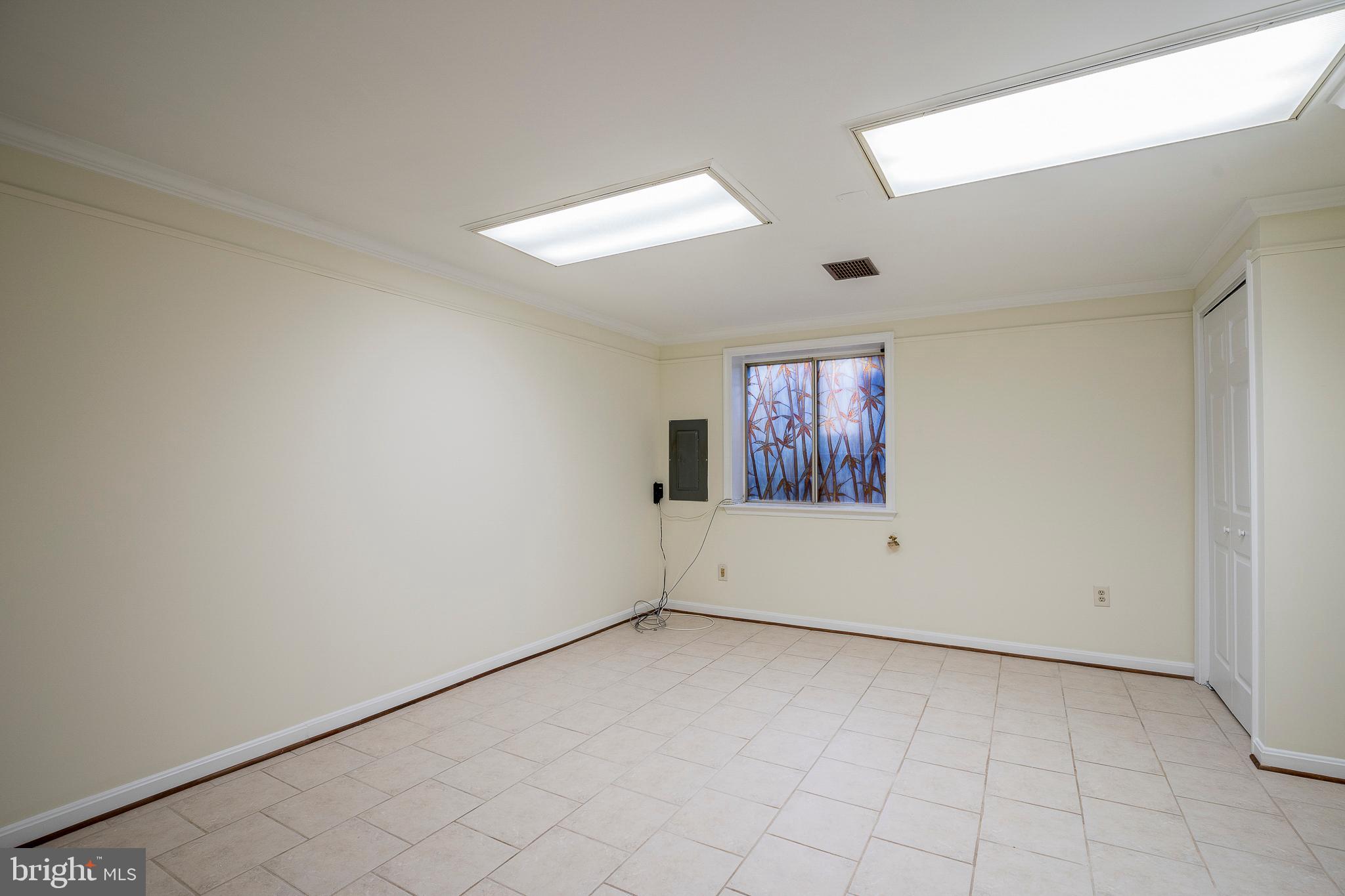 MONTGOMERY VILLAGE - Residential