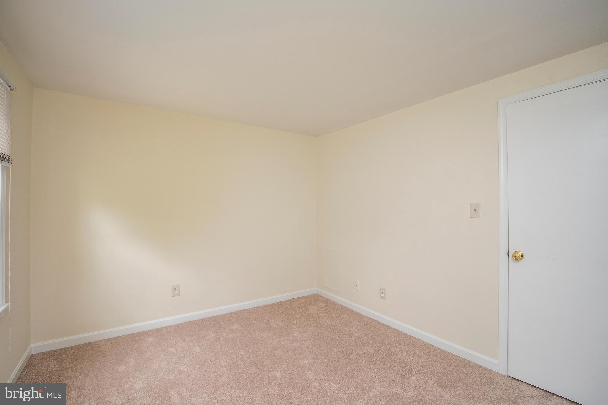 MONTGOMERY VILLAGE - Residential