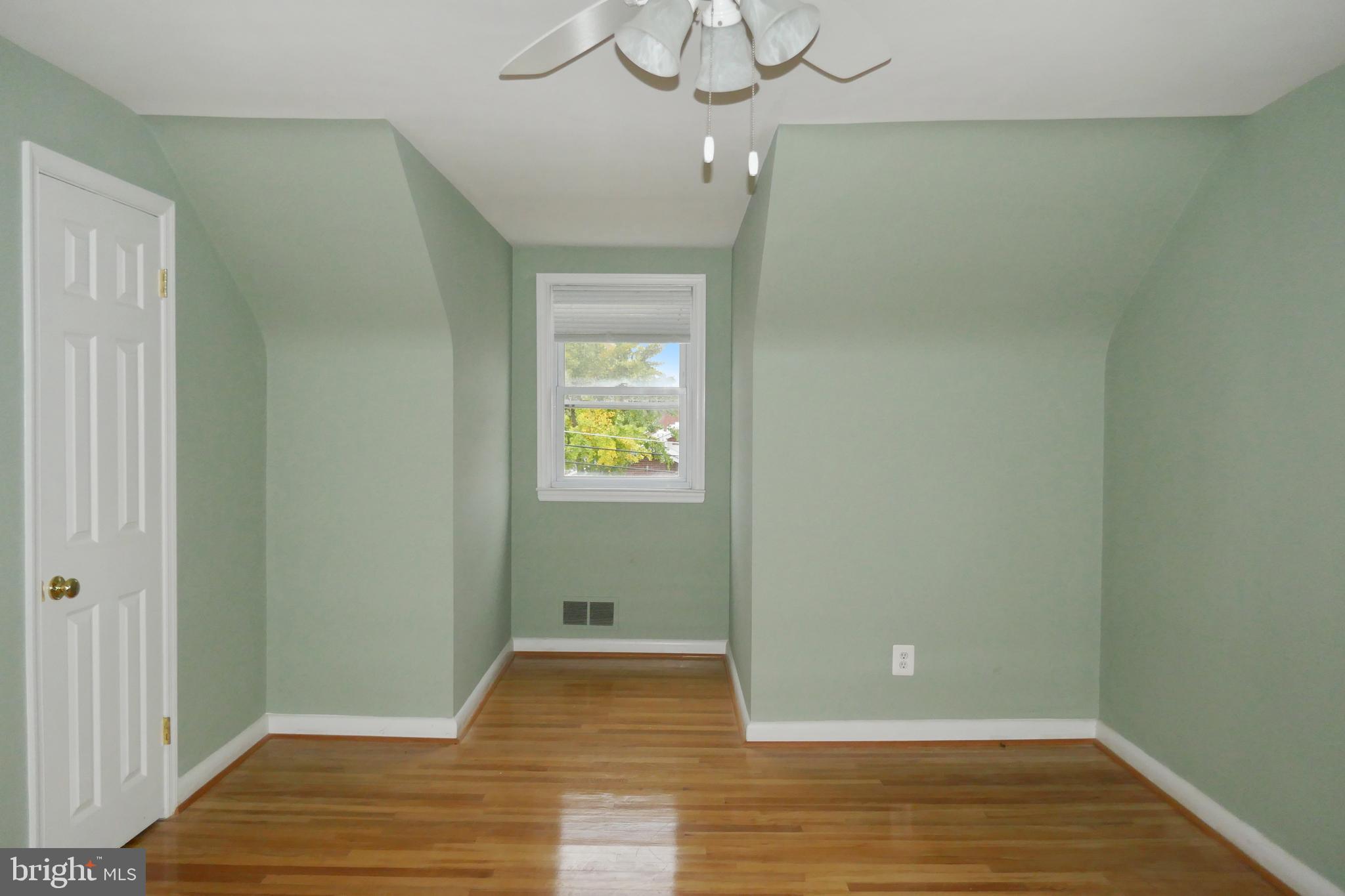 LAURELDALE - Residential