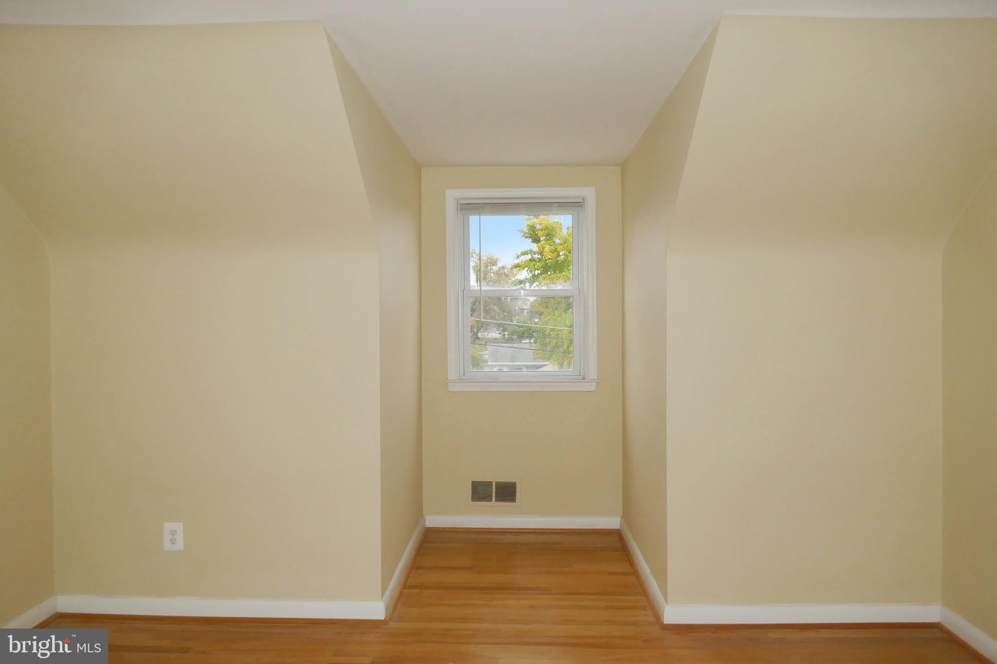 LAURELDALE - Residential