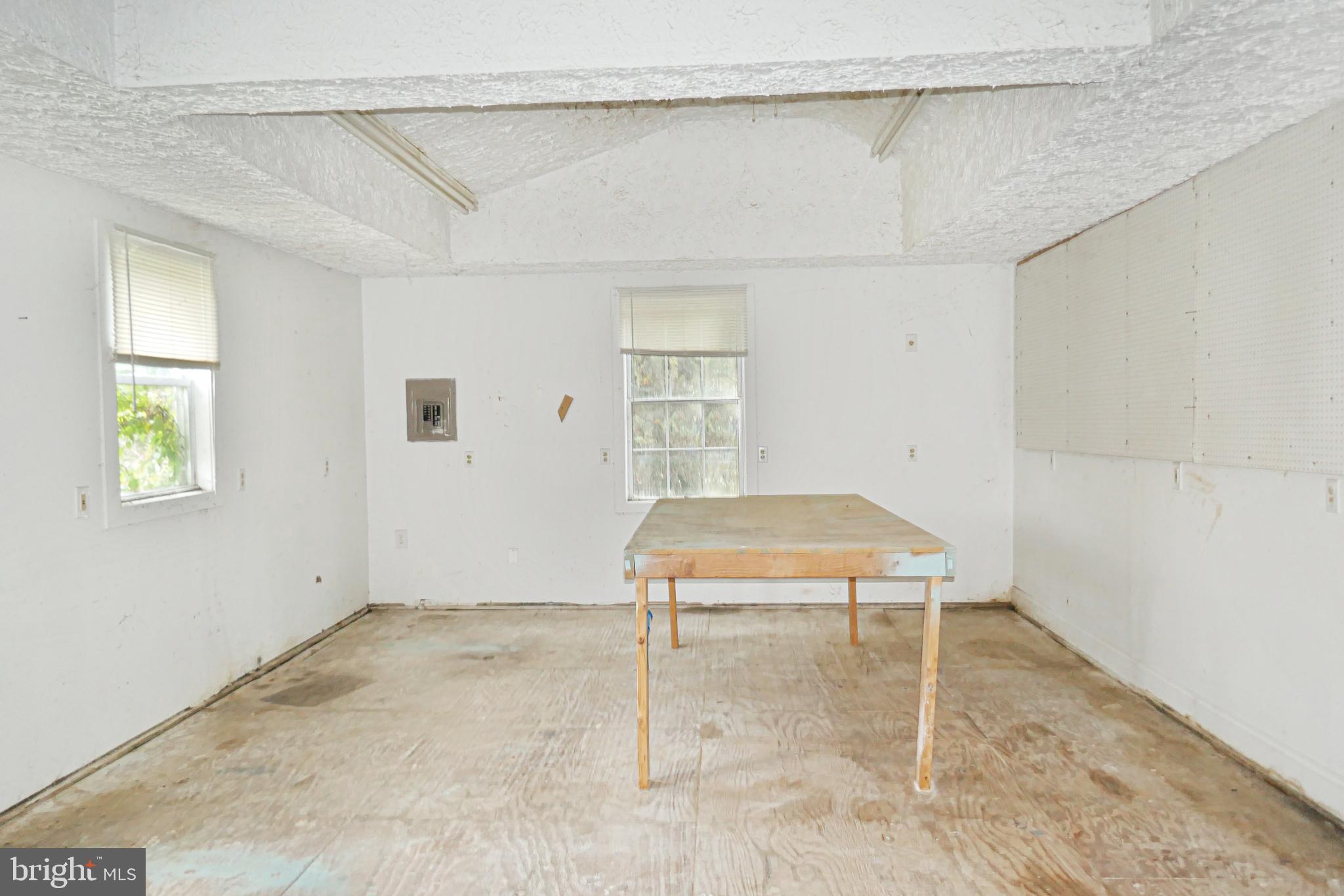 LAURELDALE - Residential