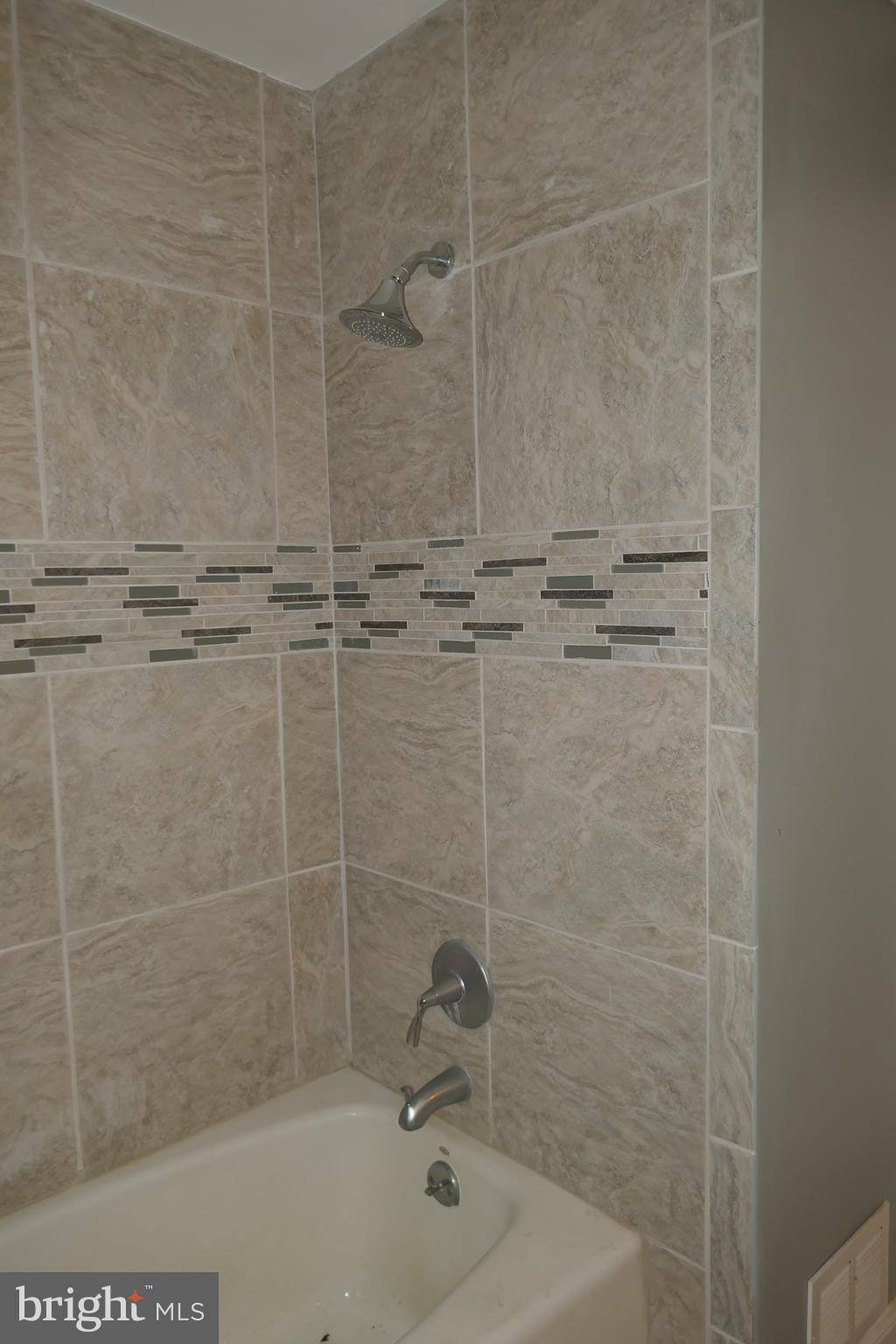 LAURELDALE - Residential