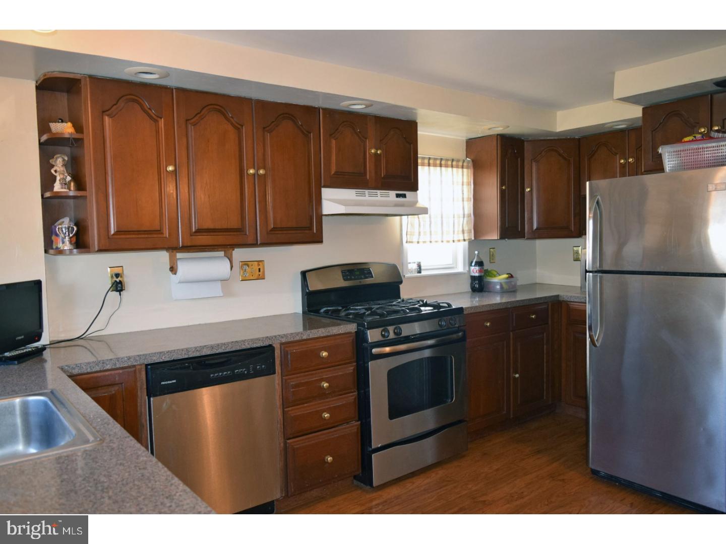 HOLME CIRCLE - Residential