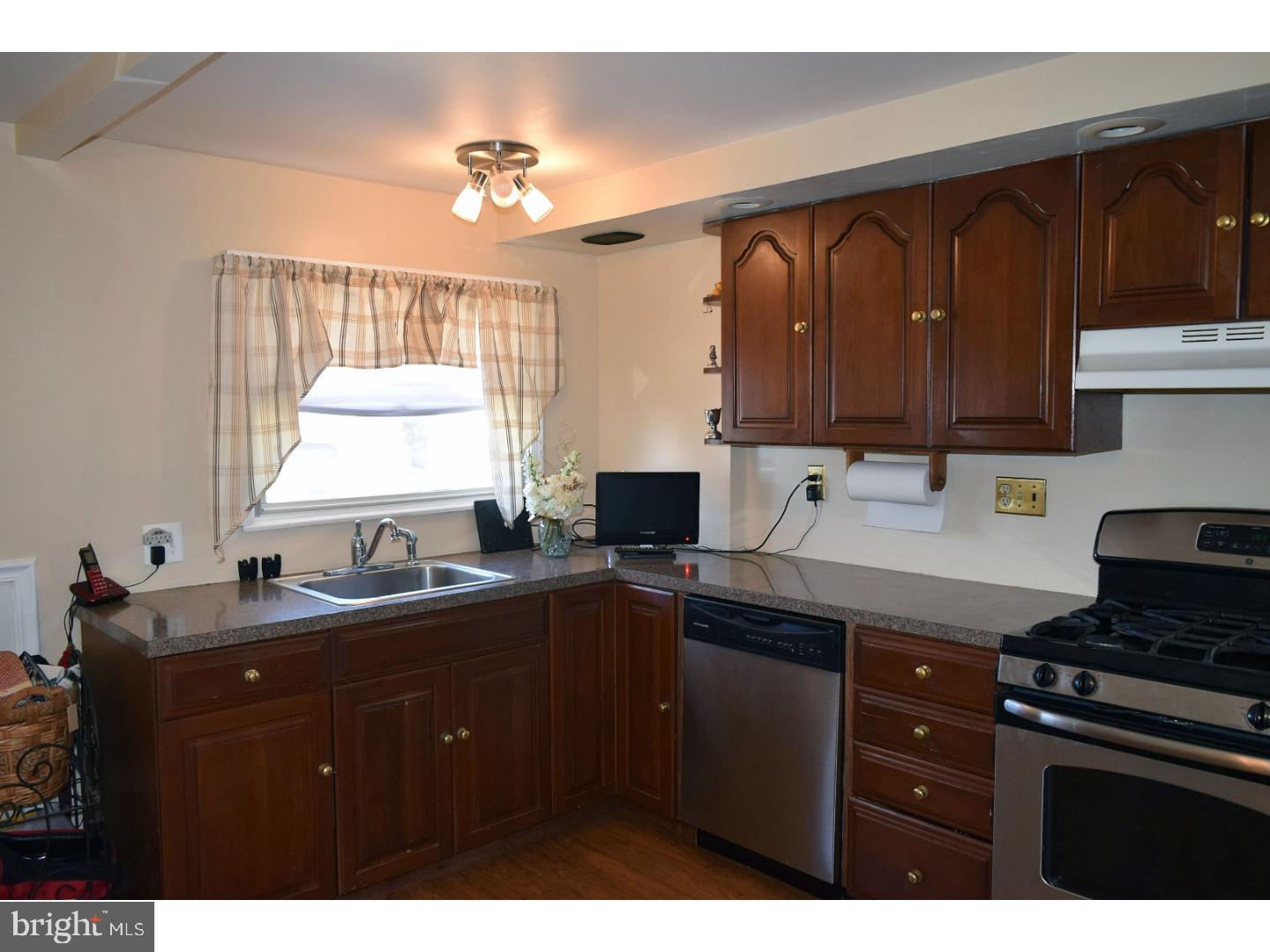 HOLME CIRCLE - Residential