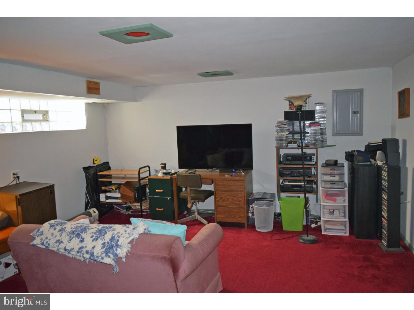 HOLME CIRCLE - Residential