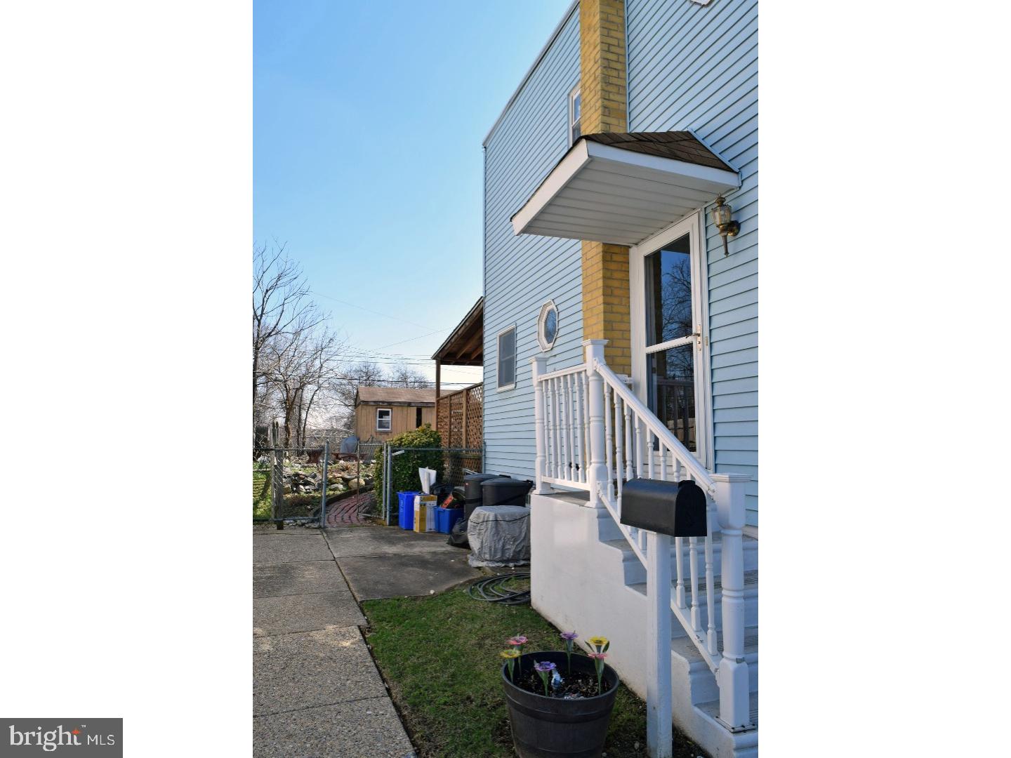 HOLME CIRCLE - Residential