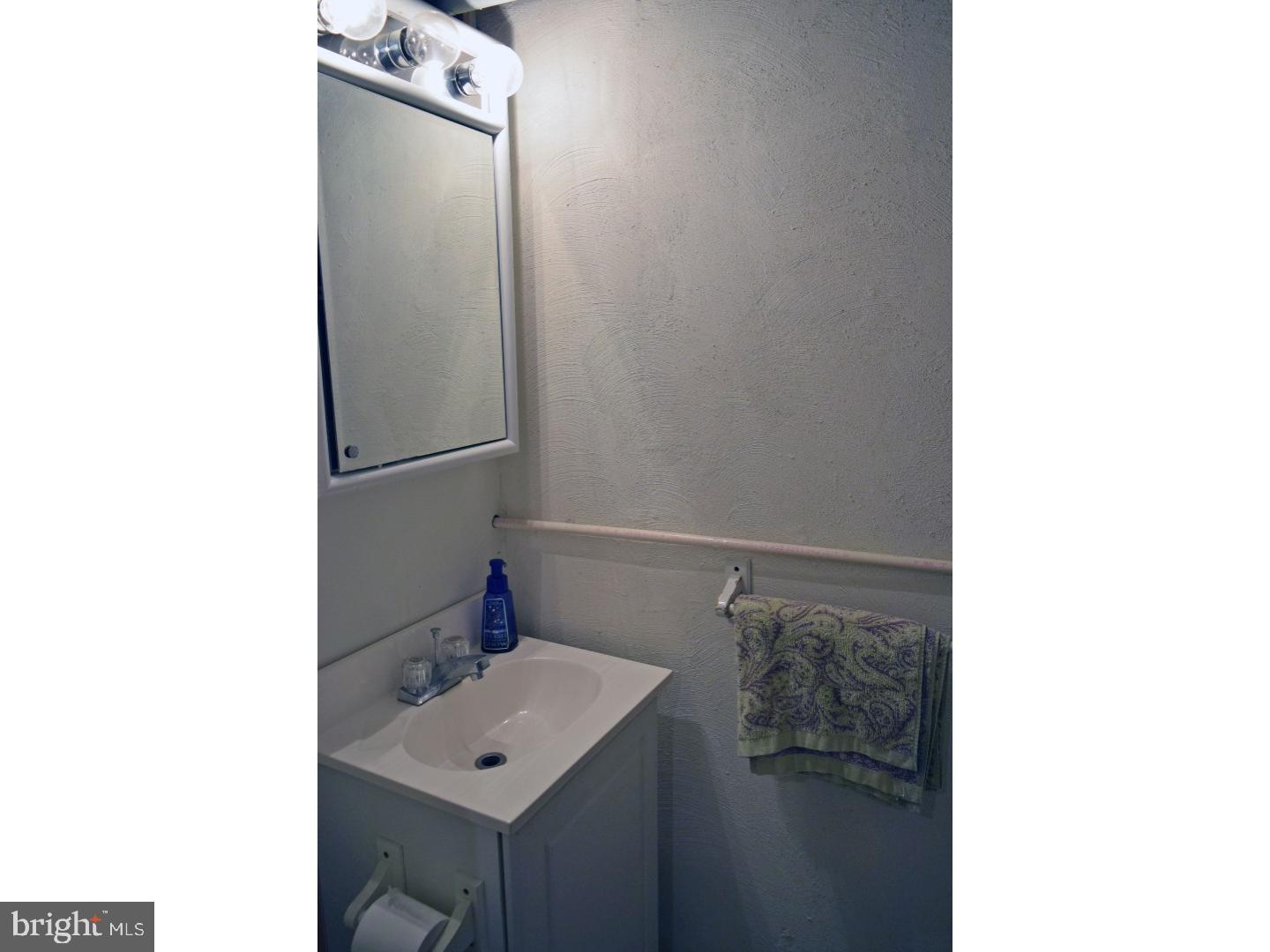 HOLME CIRCLE - Residential